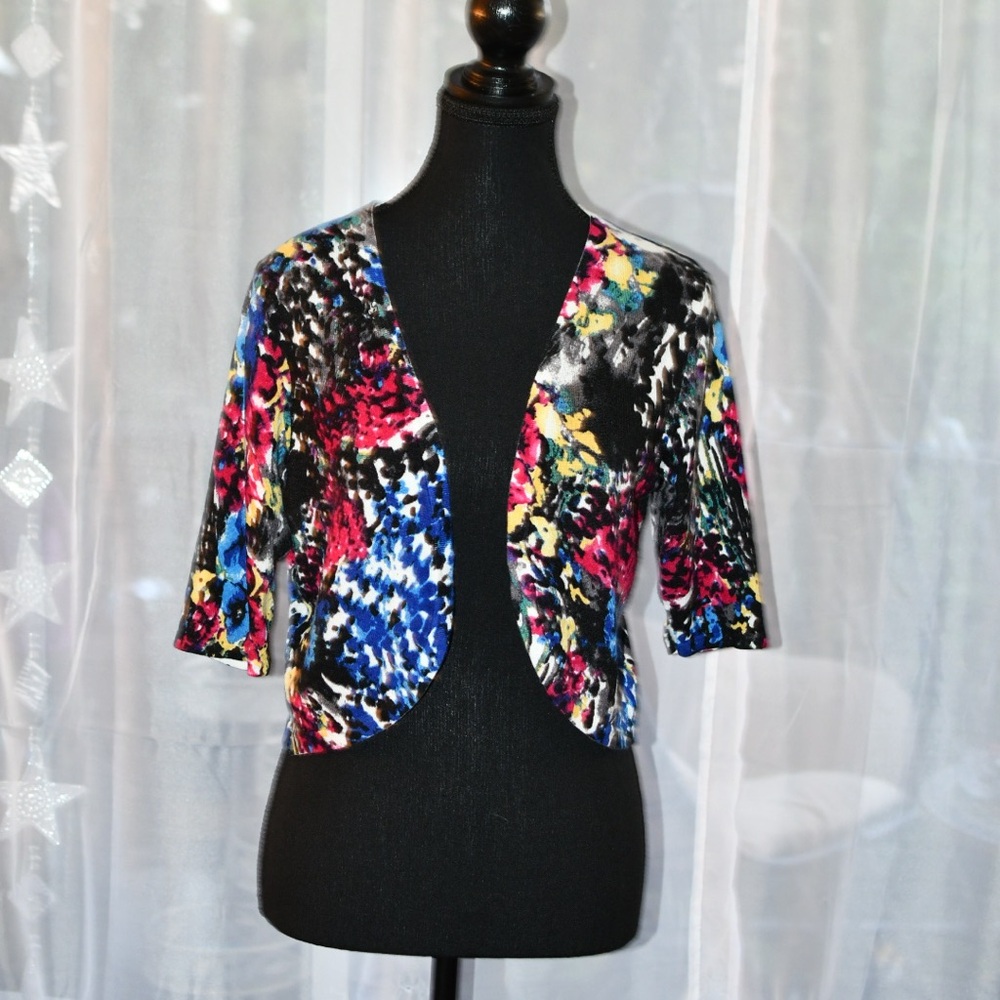 Joseph A Medium Size Sweater